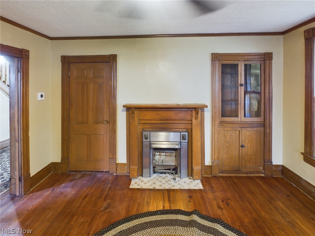 1915 Spring Street