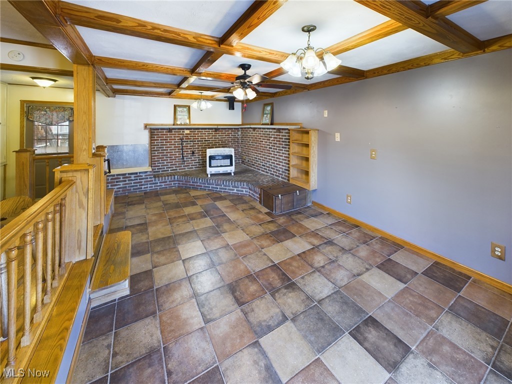 2218 Lindy Circle
