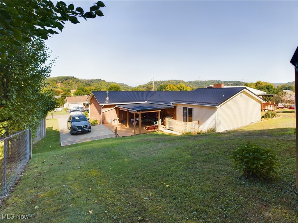 2218 Lindy Circle