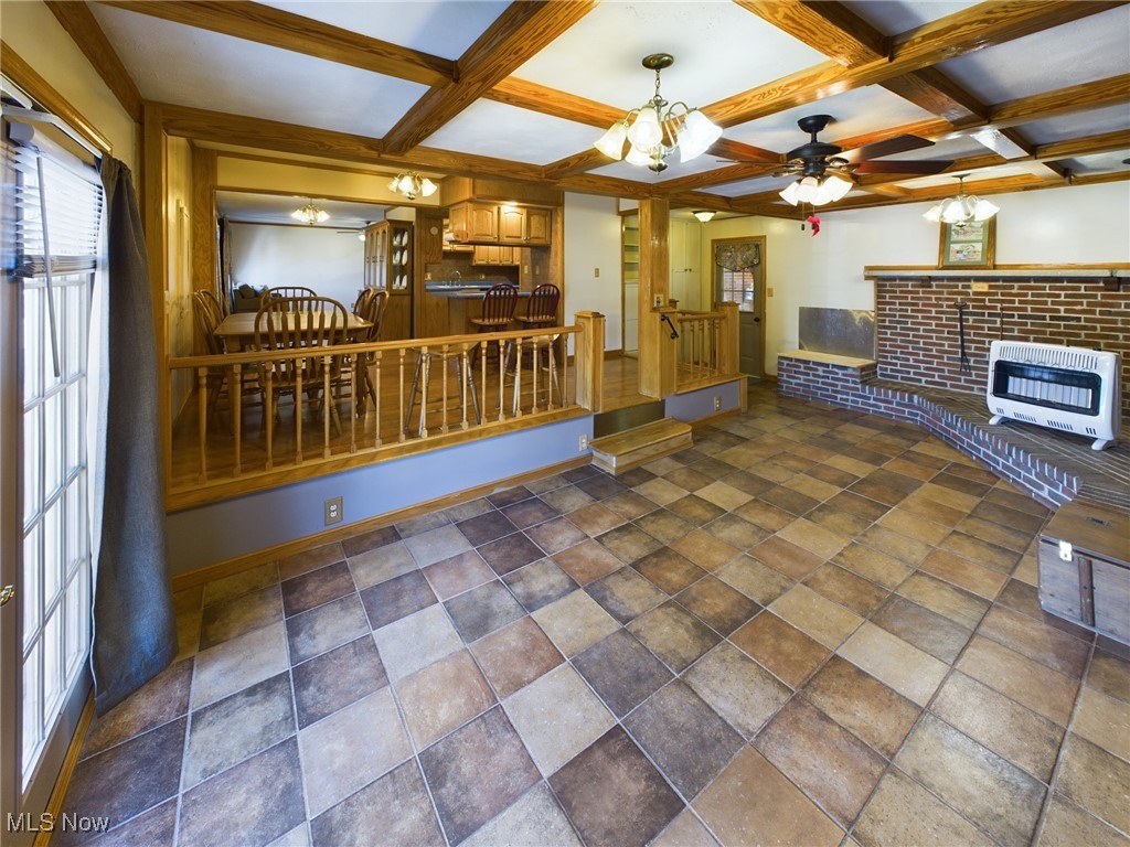 2218 Lindy Circle