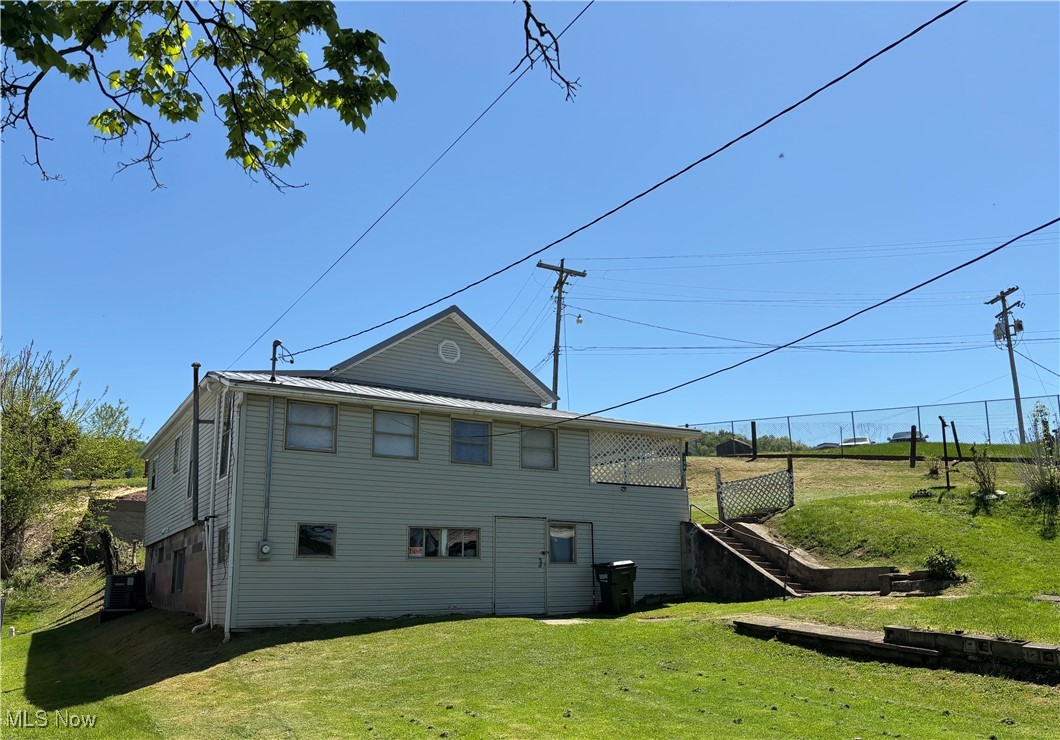 304 Poplar Street