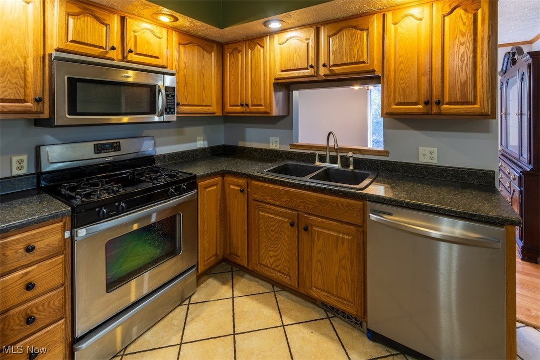 2404 Mount Vernon Circle