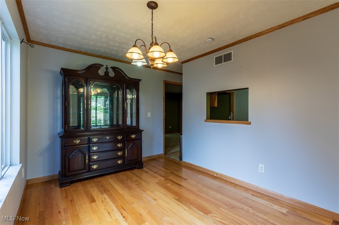 2404 Mount Vernon Circle