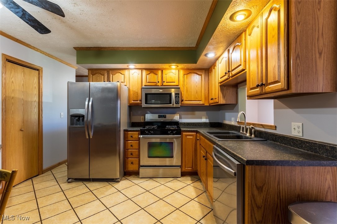 2404 Mount Vernon Circle