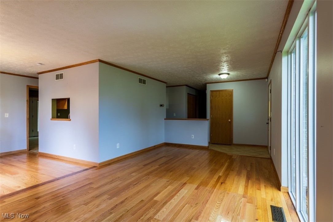 2404 Mount Vernon Circle