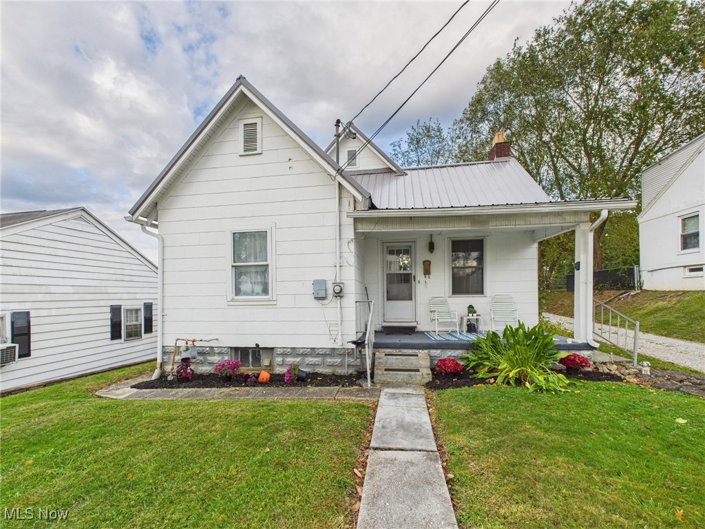 2705 New York Ave