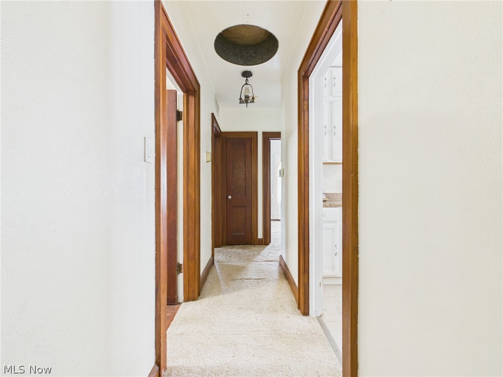 806 Elder Street