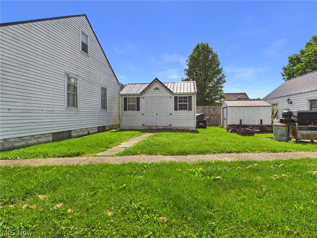 806 Elder Street