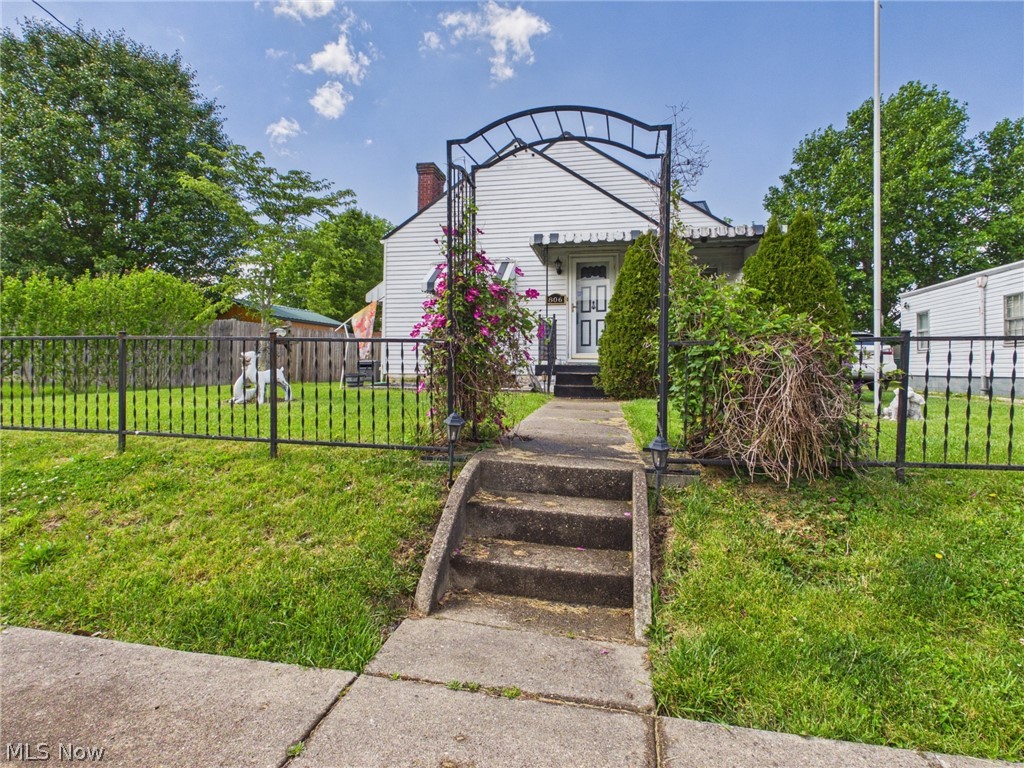 806 Elder Street