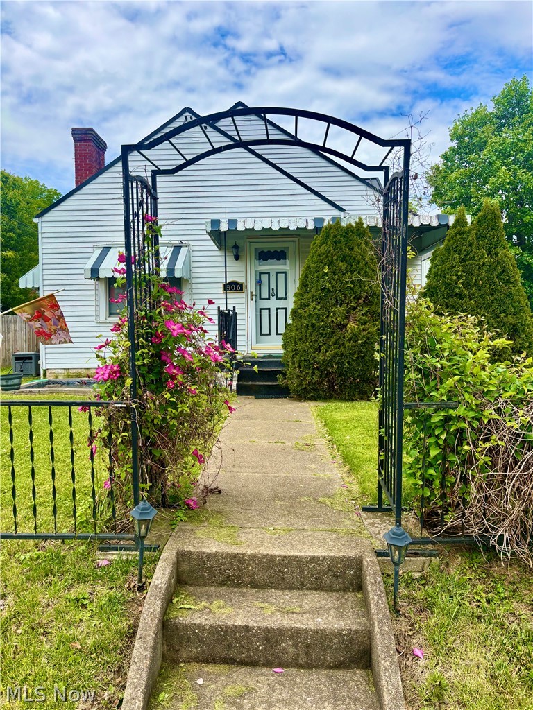 806 Elder Street