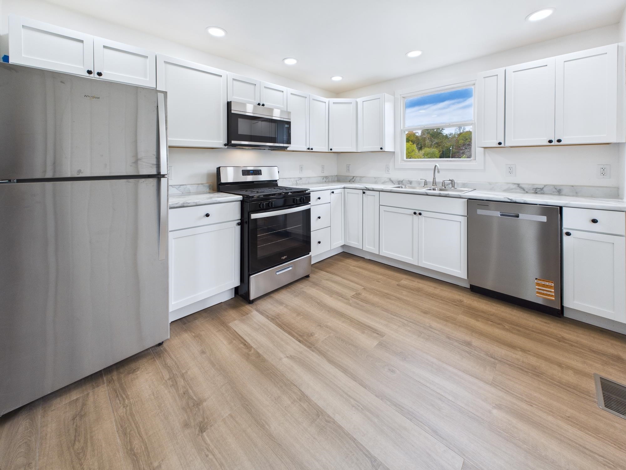 201 Ridge Street Common