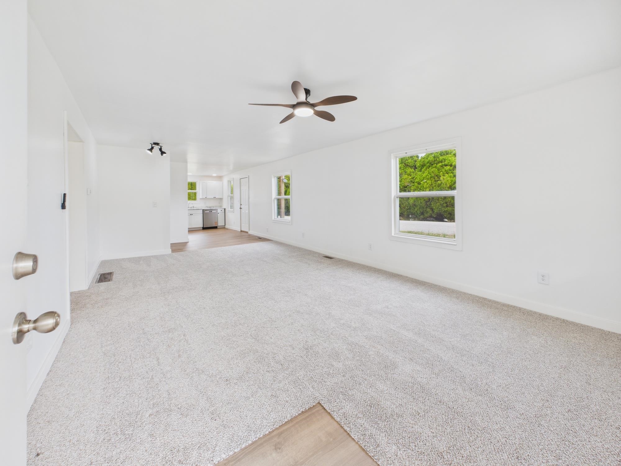 201 Ridge Street Common