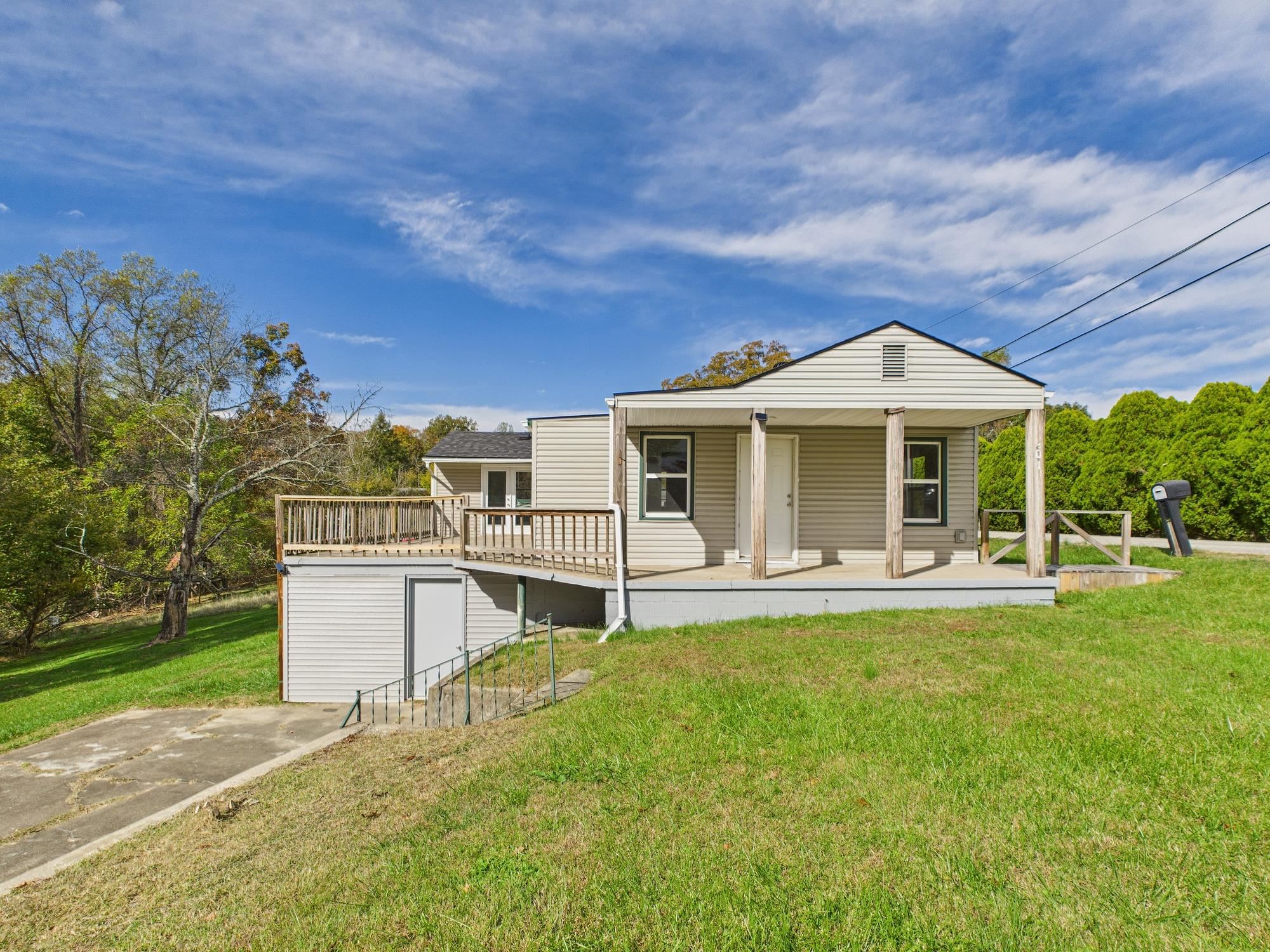 201 Ridge Street Common