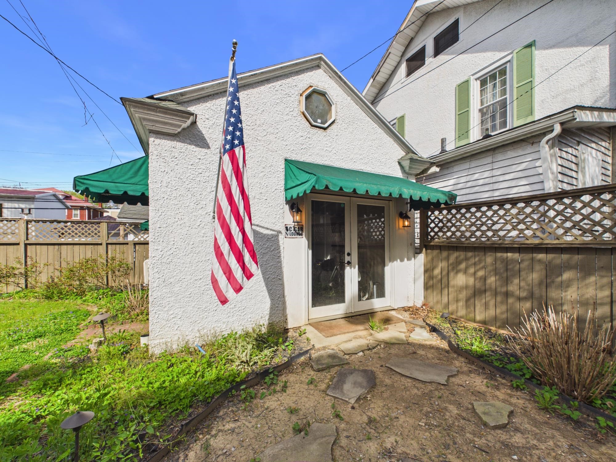 1417 Lexington Avenue