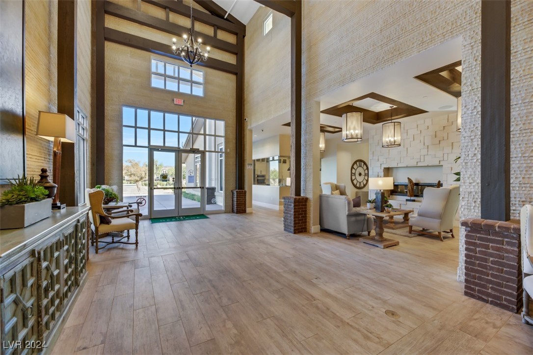 747 Armstrong Hills Street