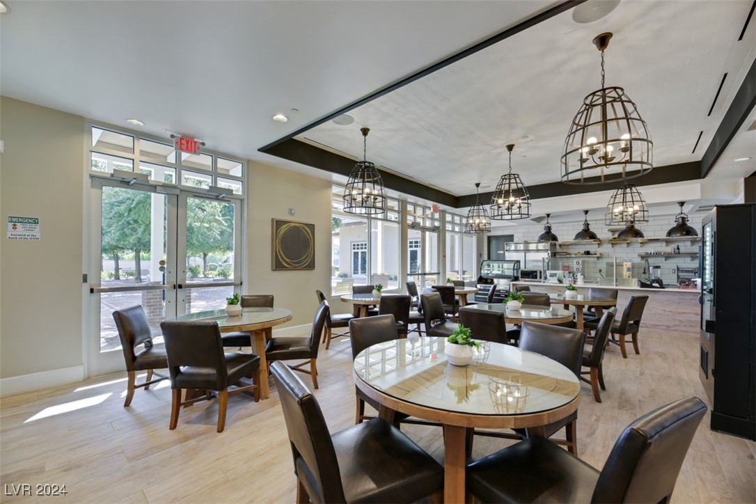 747 Armstrong Hills Street