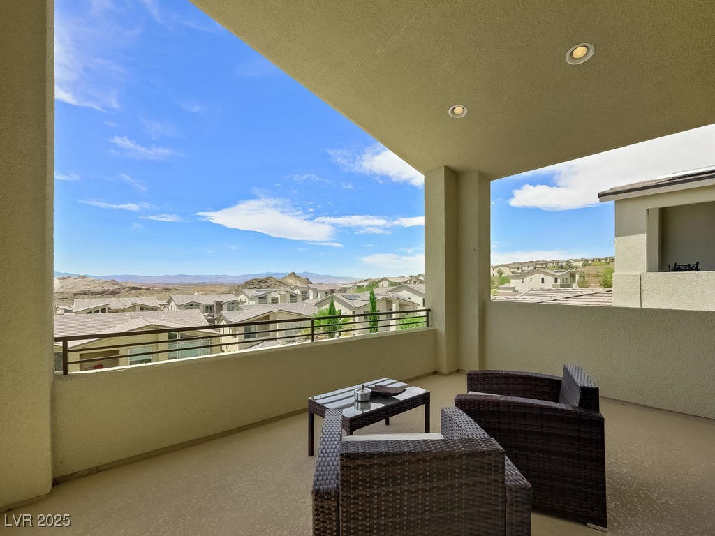 3 Hilltop Crest Street