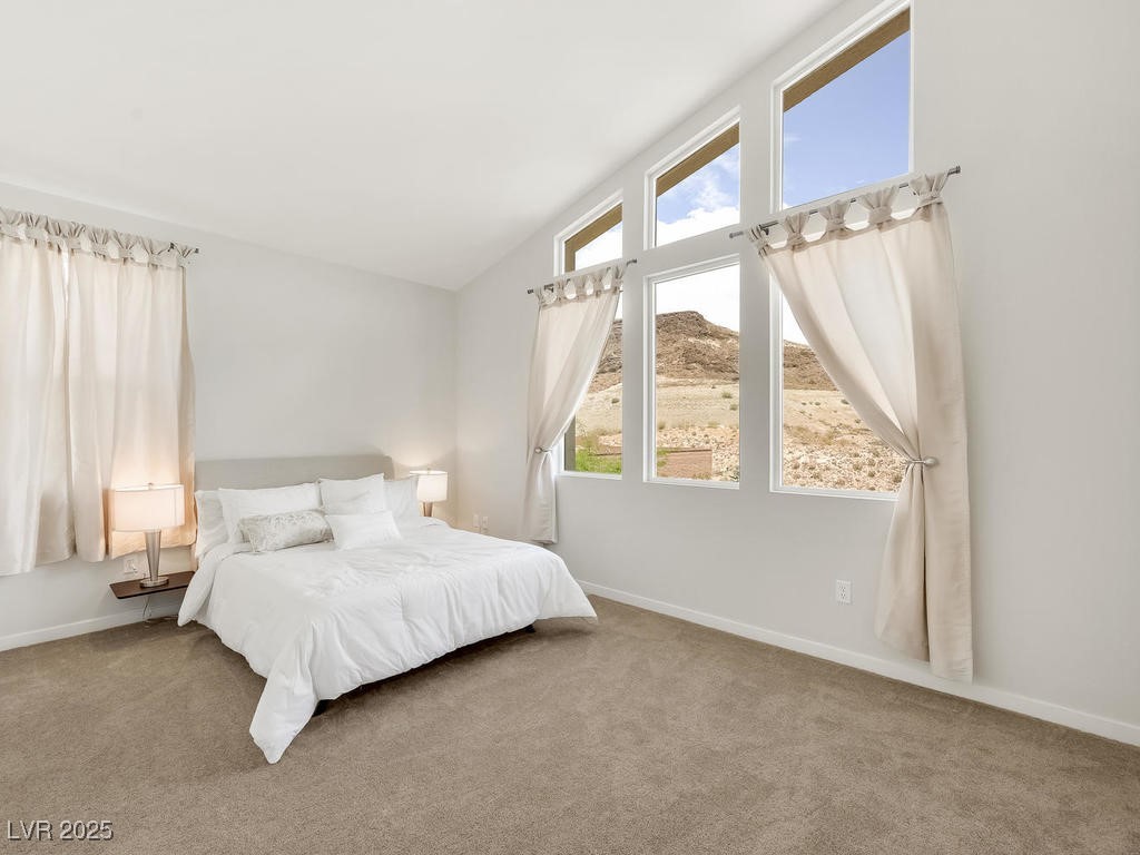 3 Hilltop Crest Street