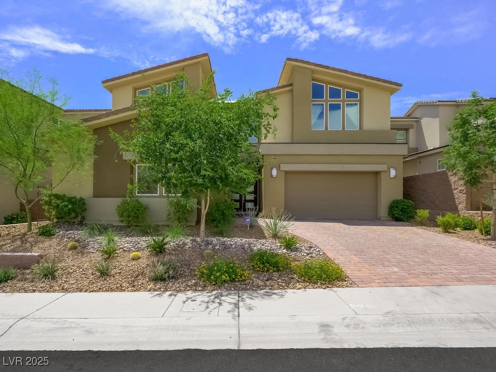 3 Hilltop Crest Street