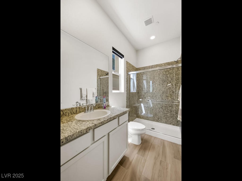 3 Hilltop Crest Street