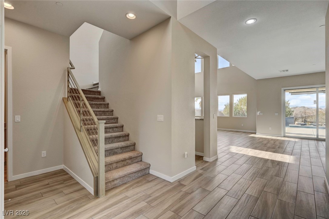 3 Hilltop Crest Street