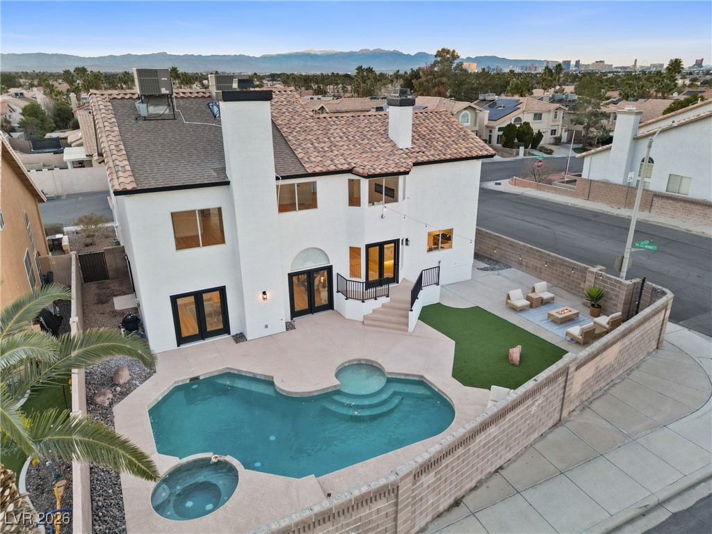 264 Via Contata Street