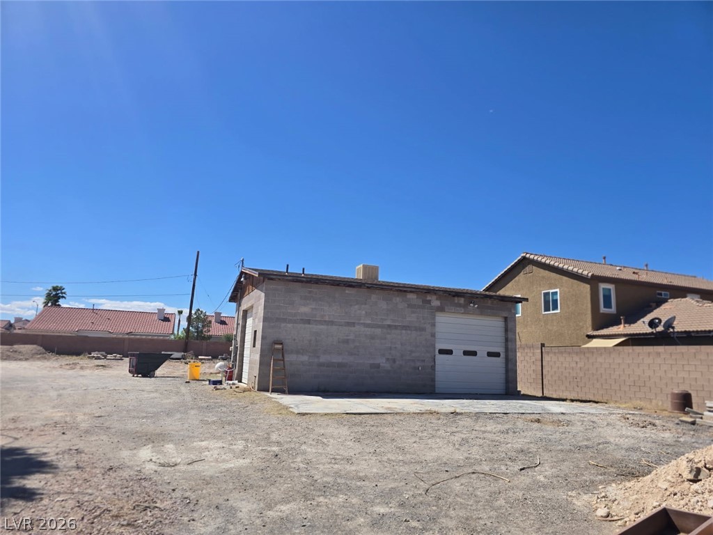 1695 East Camero Avenue