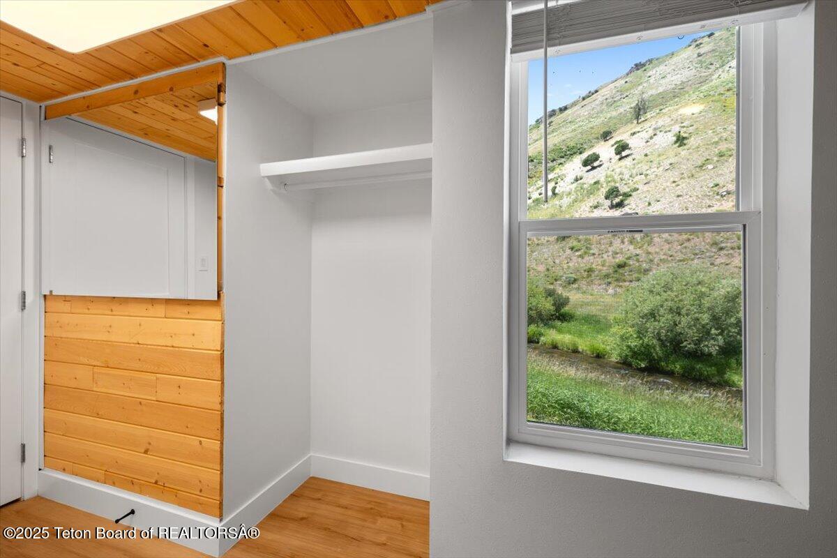 355 W DELONEY, A-10