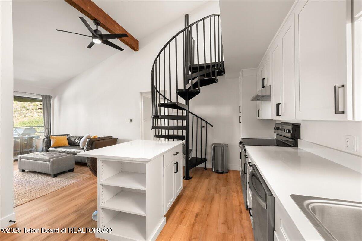 355 W DELONEY, A-10