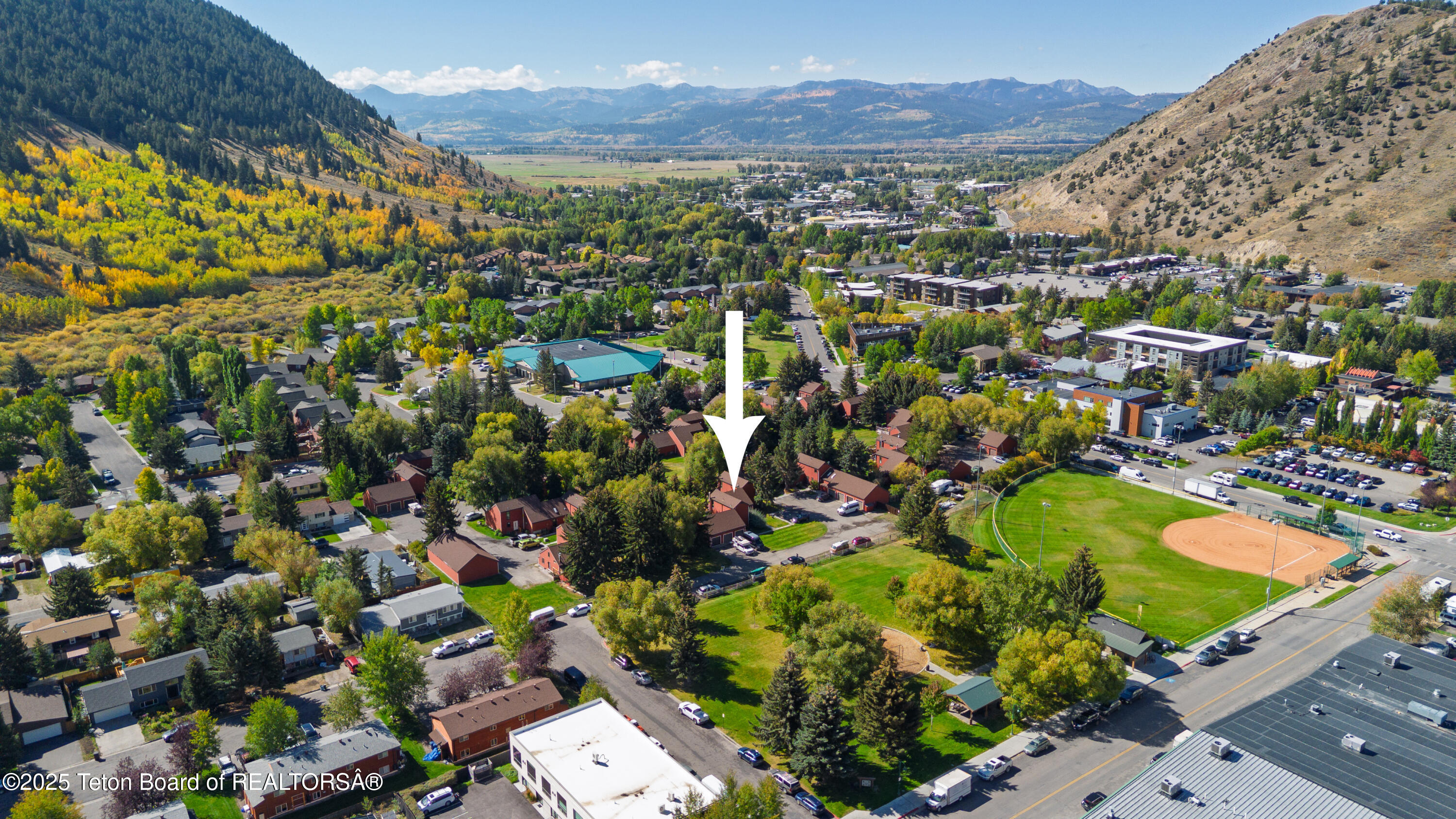 1040 SMITH Lane, 46