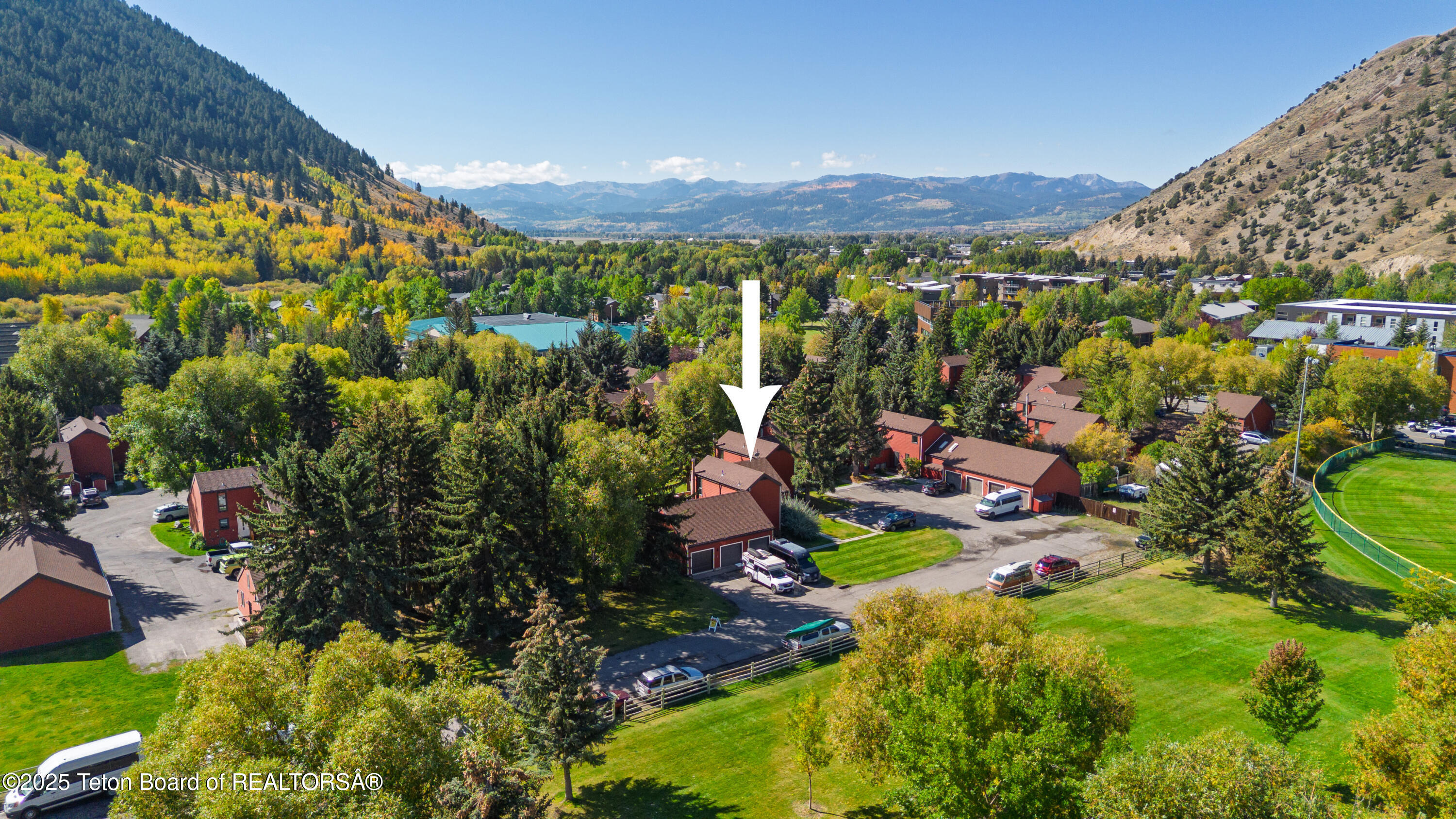 1040 SMITH Lane, 46