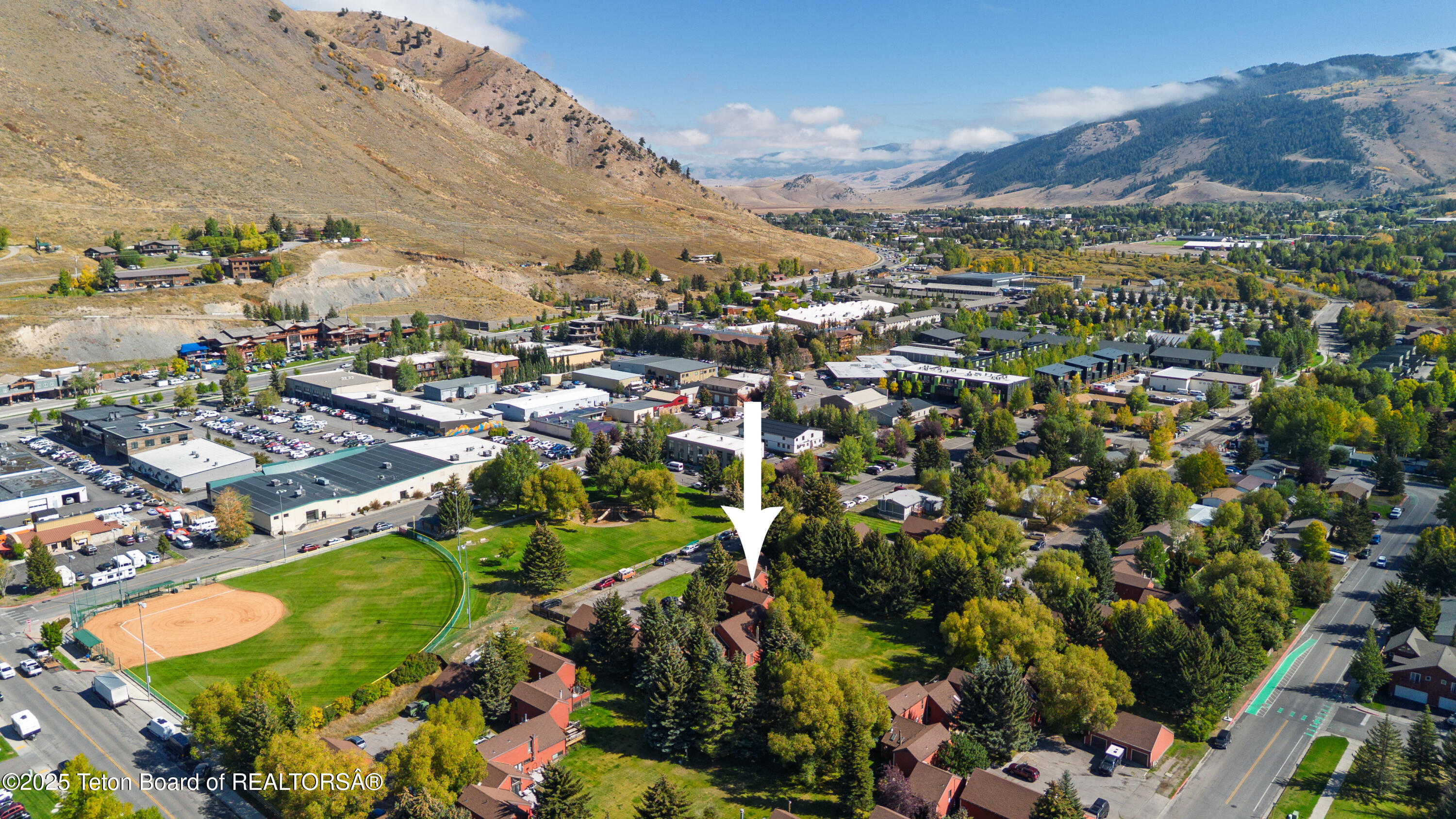 1040 SMITH Lane, 46