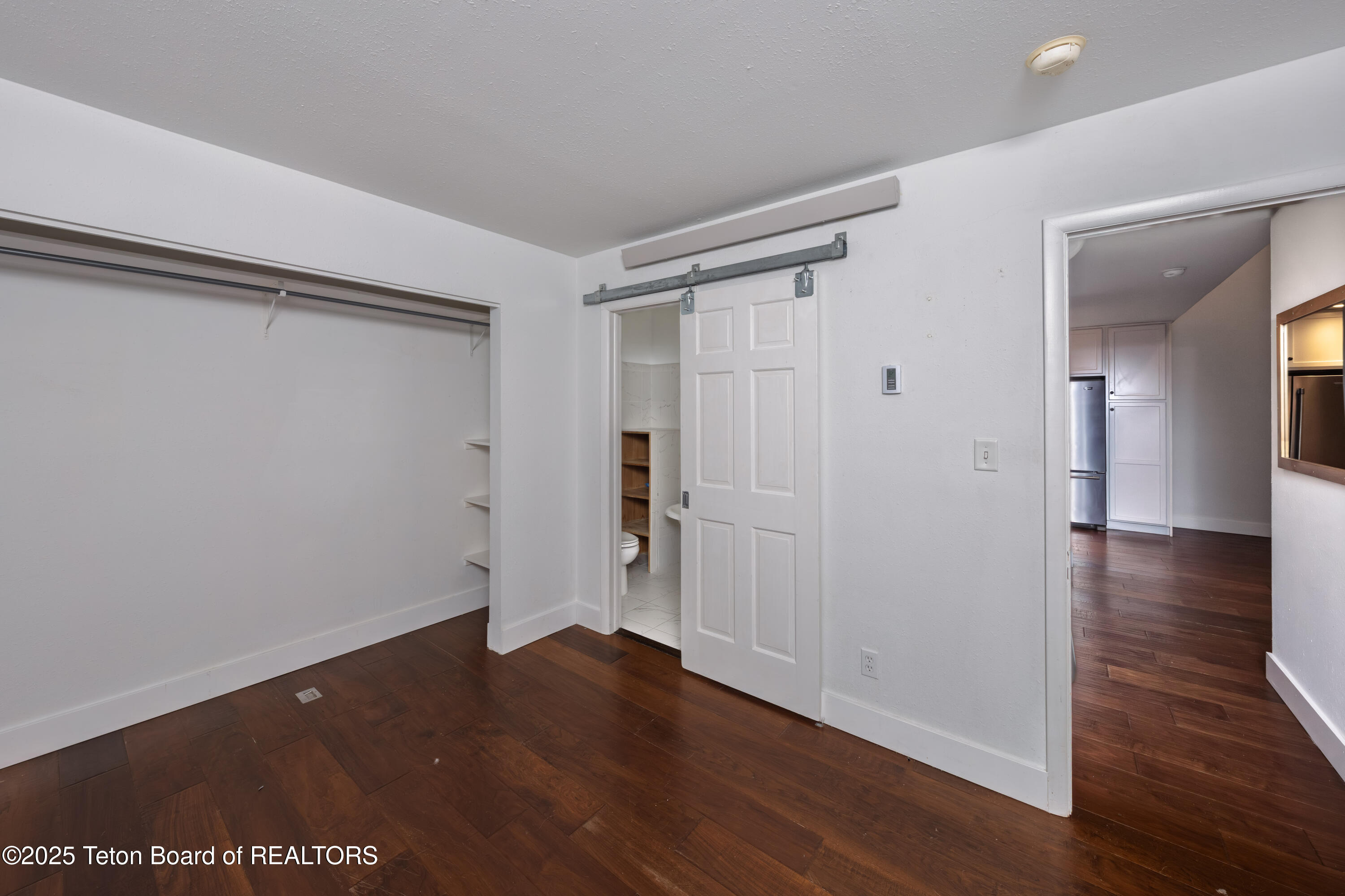 400 POWDERHORN Lane 67