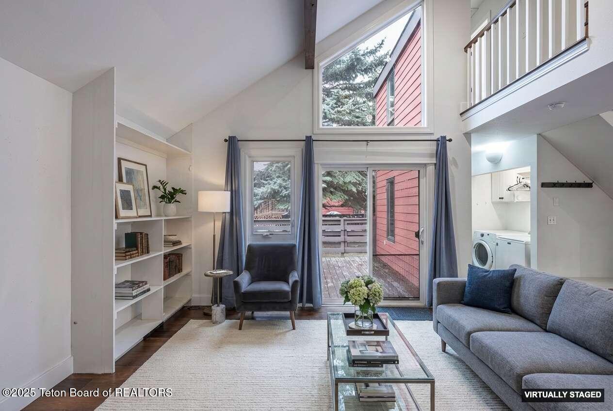 400 POWDERHORN Lane 67