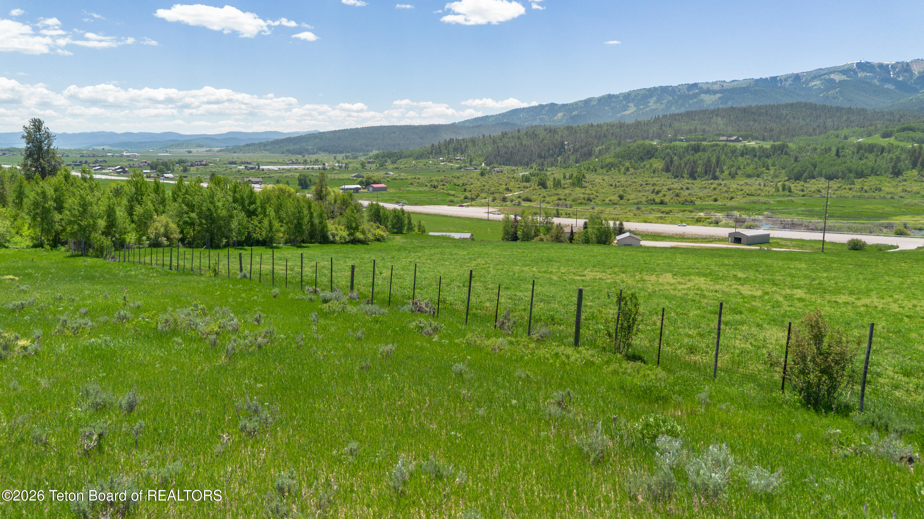 LOT 2 LEVER SPRING Road