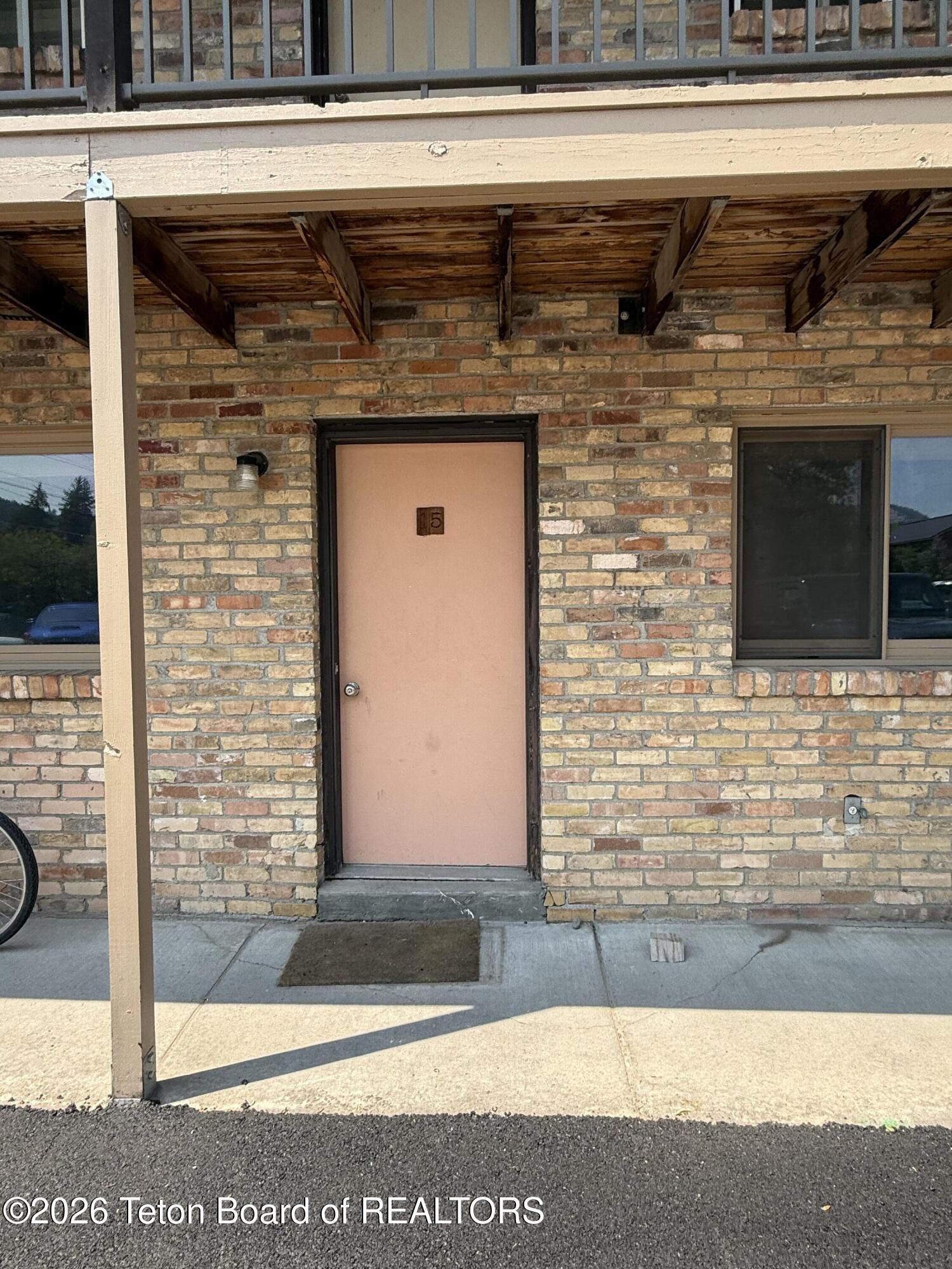 130 E KELLY Avenue 15