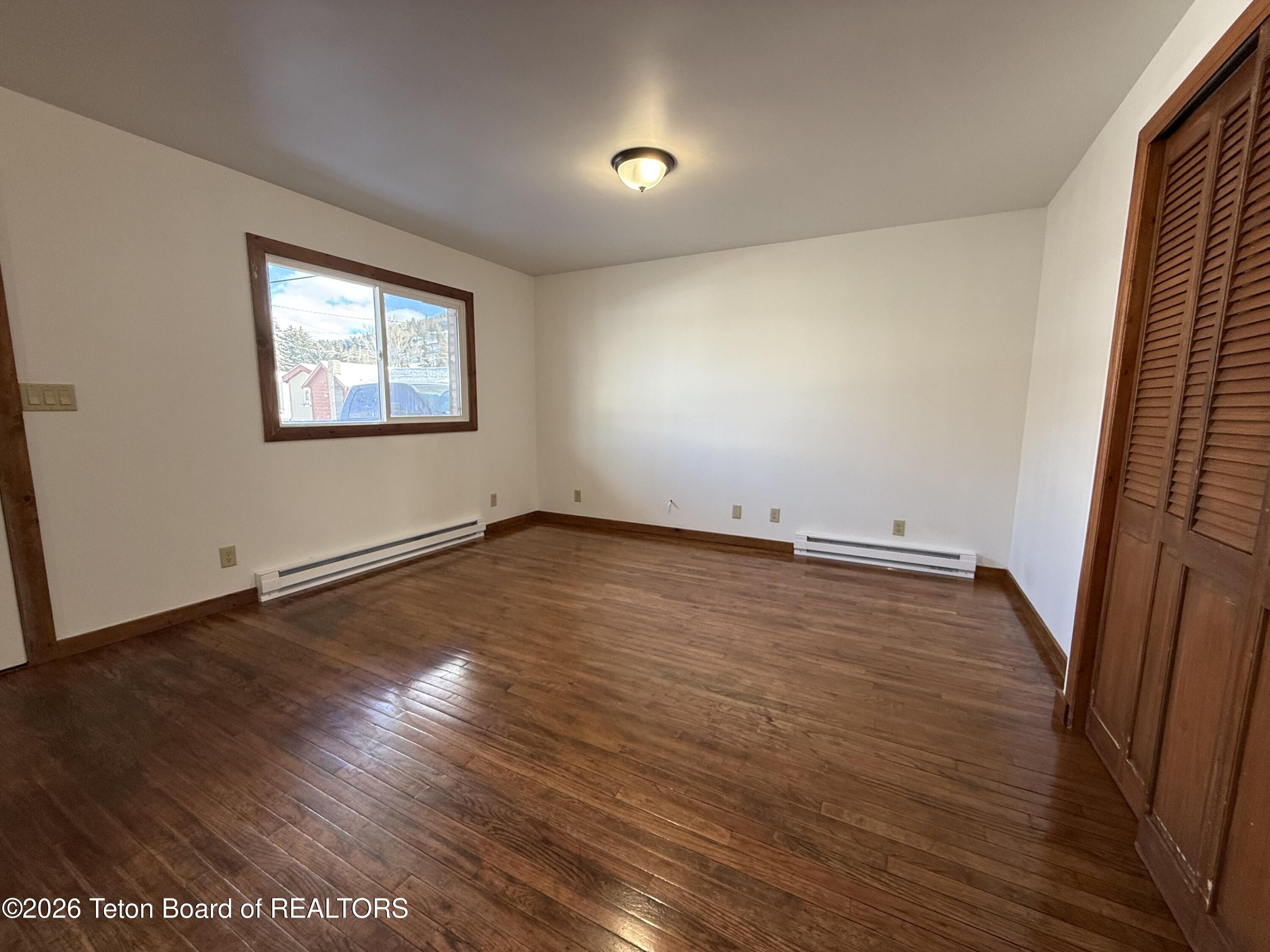 130 E KELLY Avenue 11