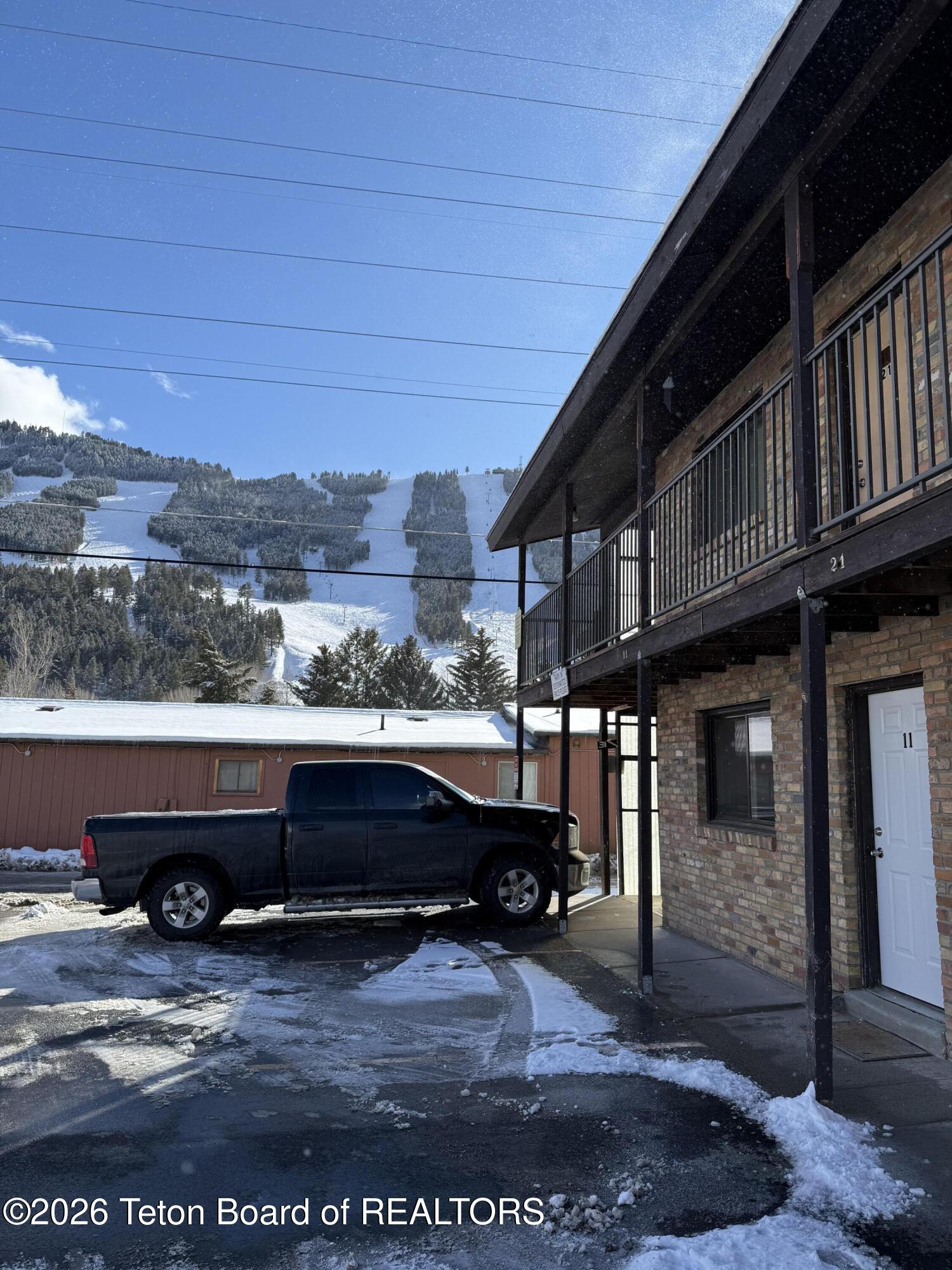 130 E KELLY Avenue 11