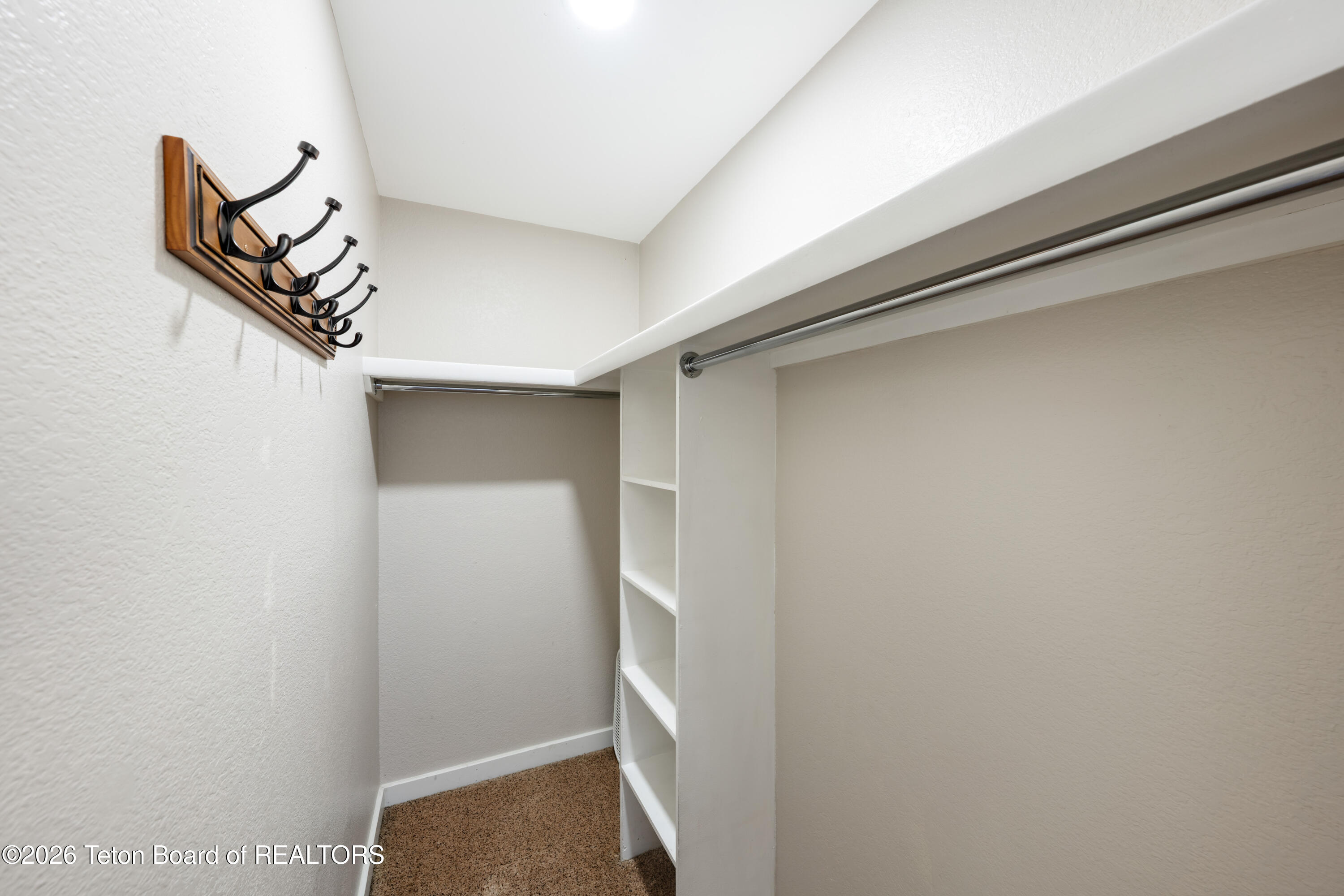 355 W DELONEY Avenue A-6