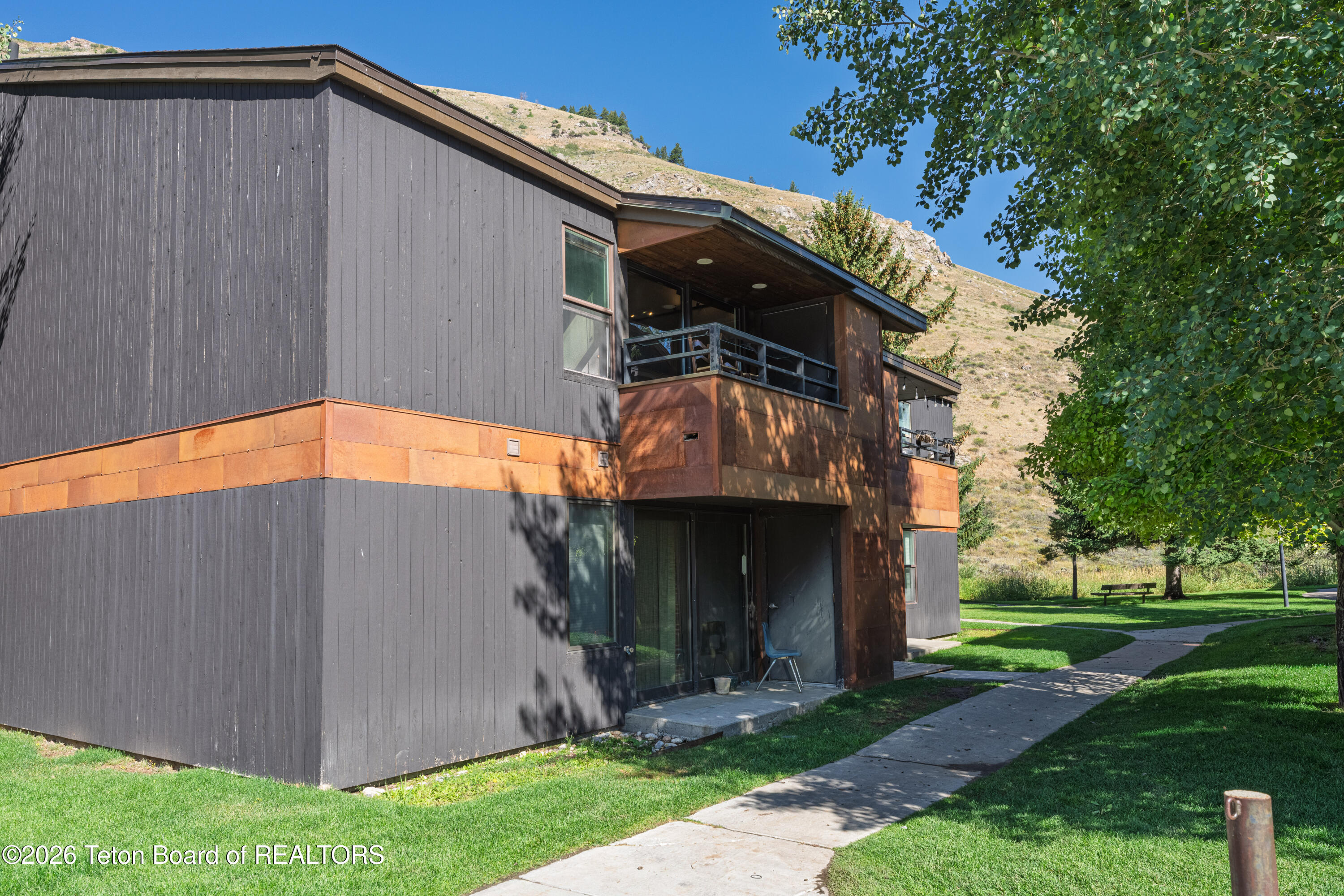 355 W DELONEY Avenue A-6