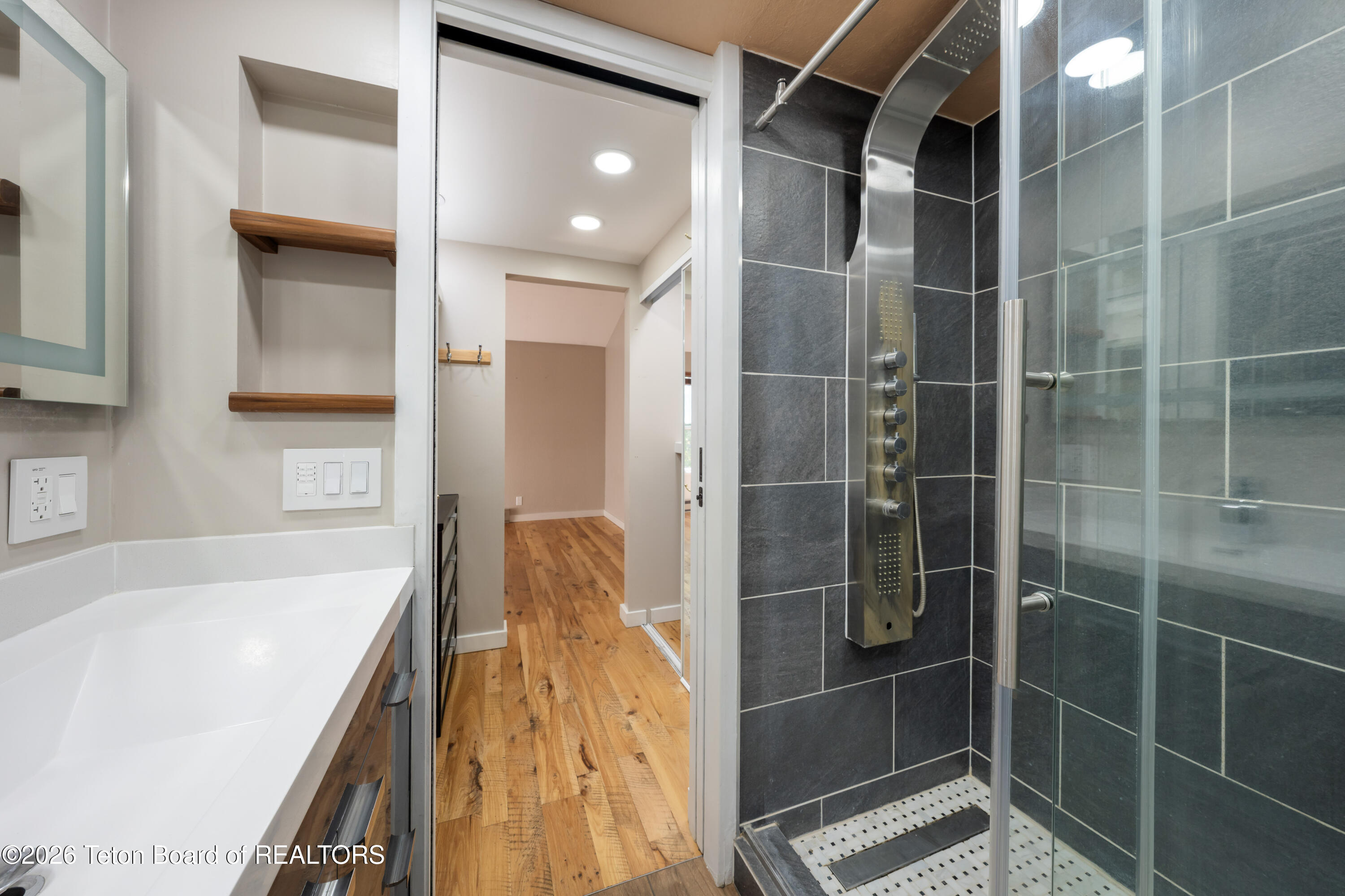 355 W DELONEY Avenue A-6