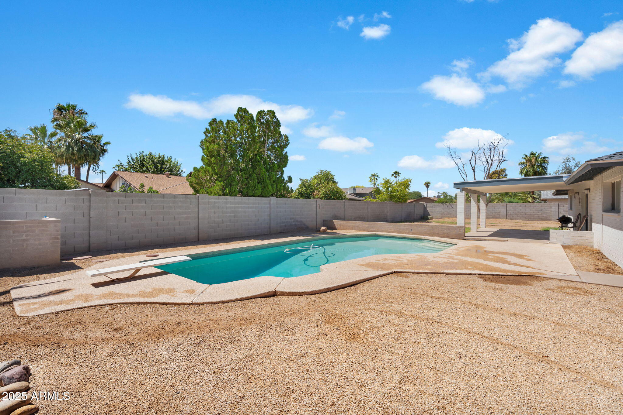 5111 E PRESIDIO Road
