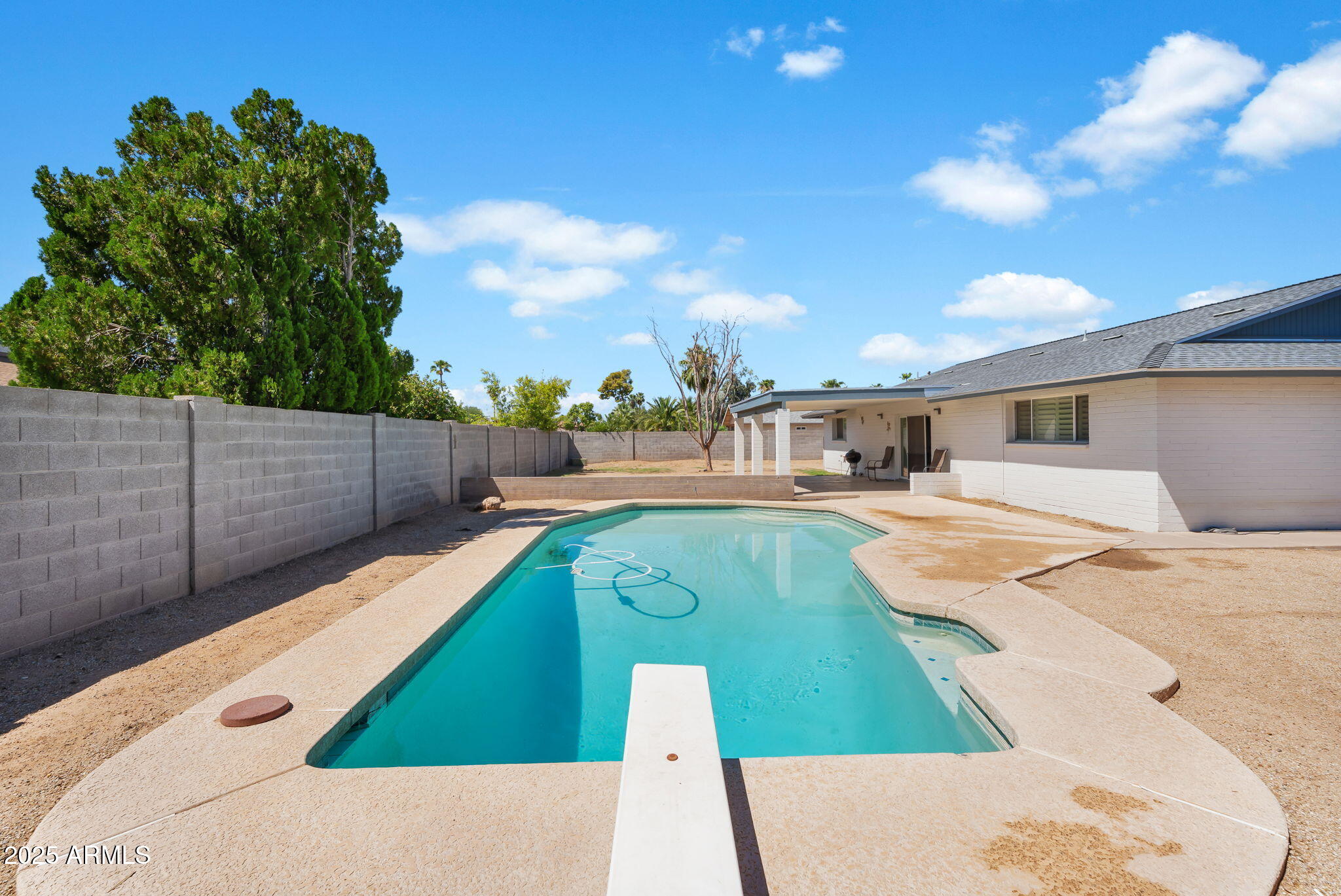 5111 E PRESIDIO Road