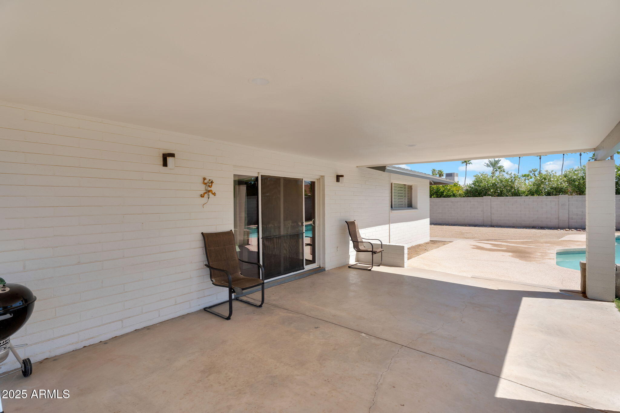 5111 E PRESIDIO Road