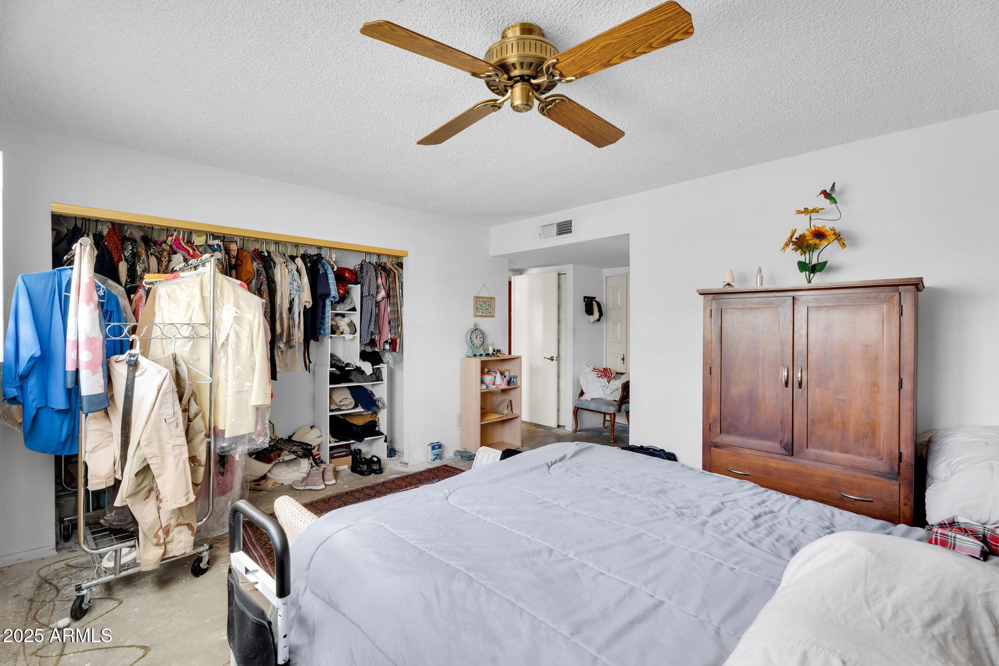 5111 E PRESIDIO Road
