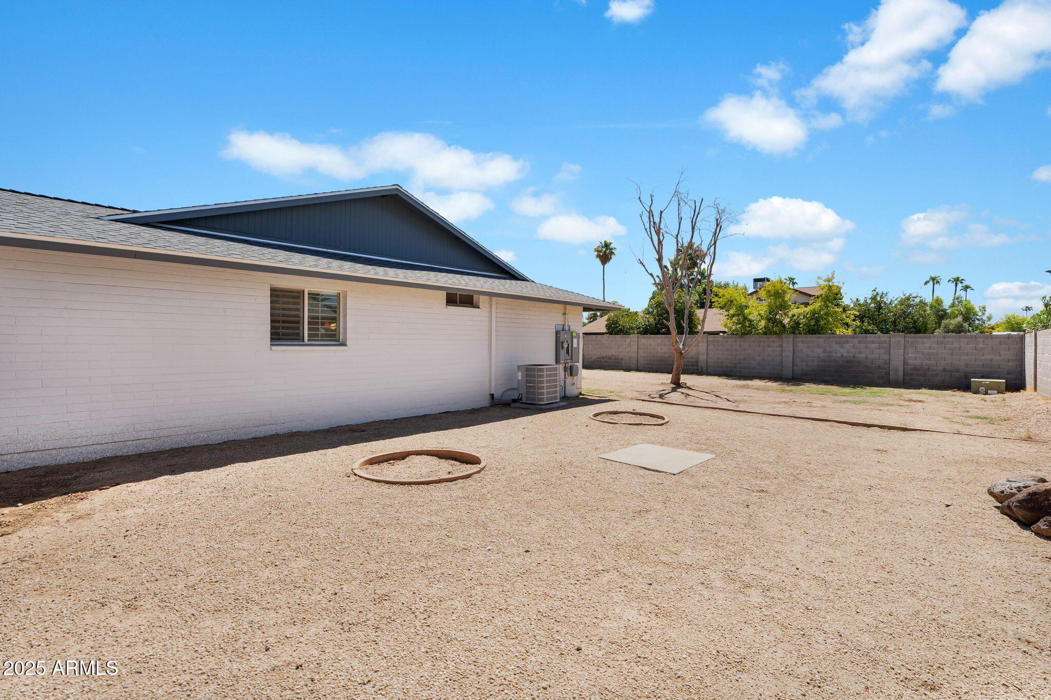 5111 E PRESIDIO Road