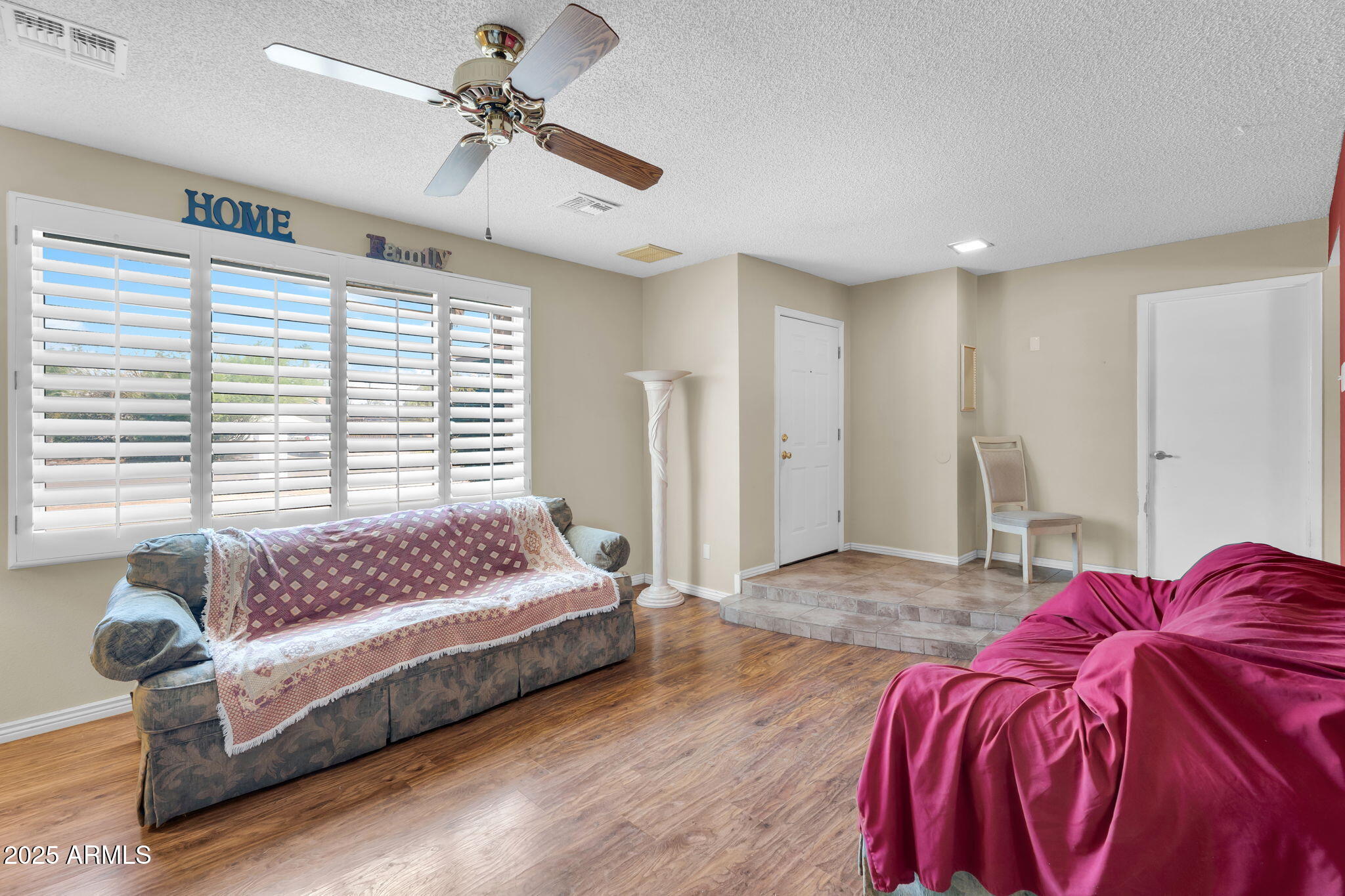 5111 E PRESIDIO Road