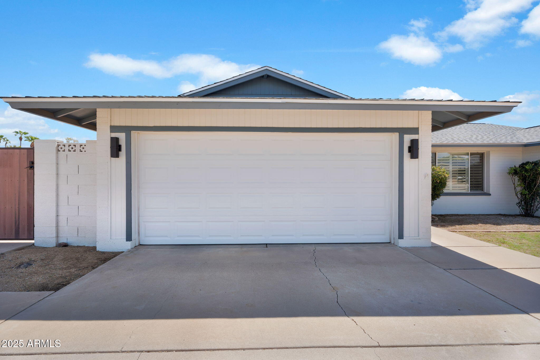5111 E PRESIDIO Road