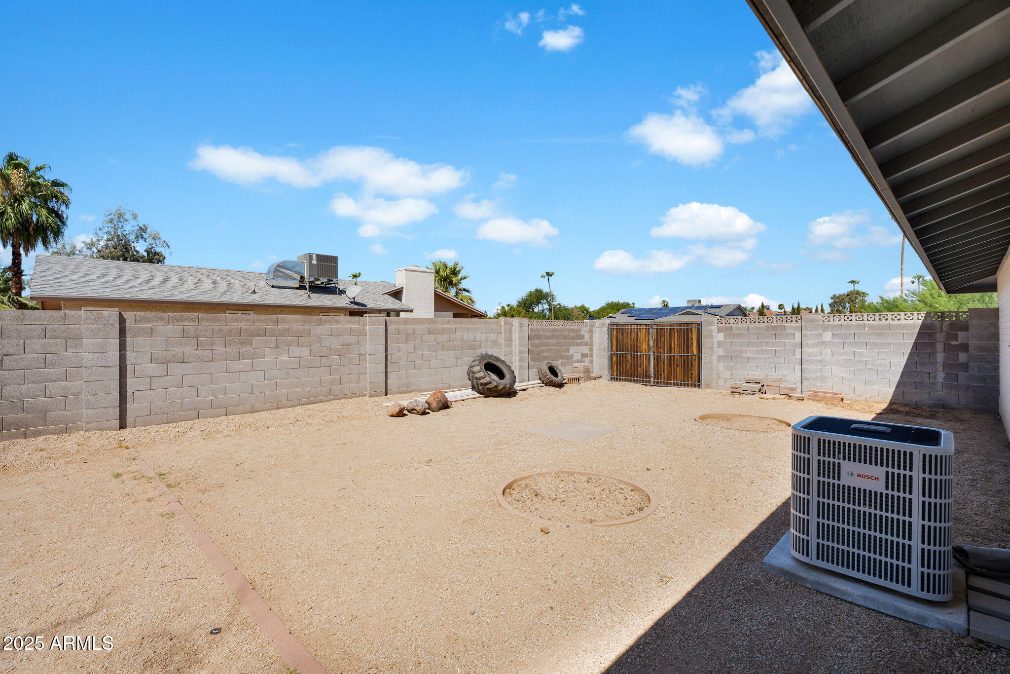 5111 E PRESIDIO Road