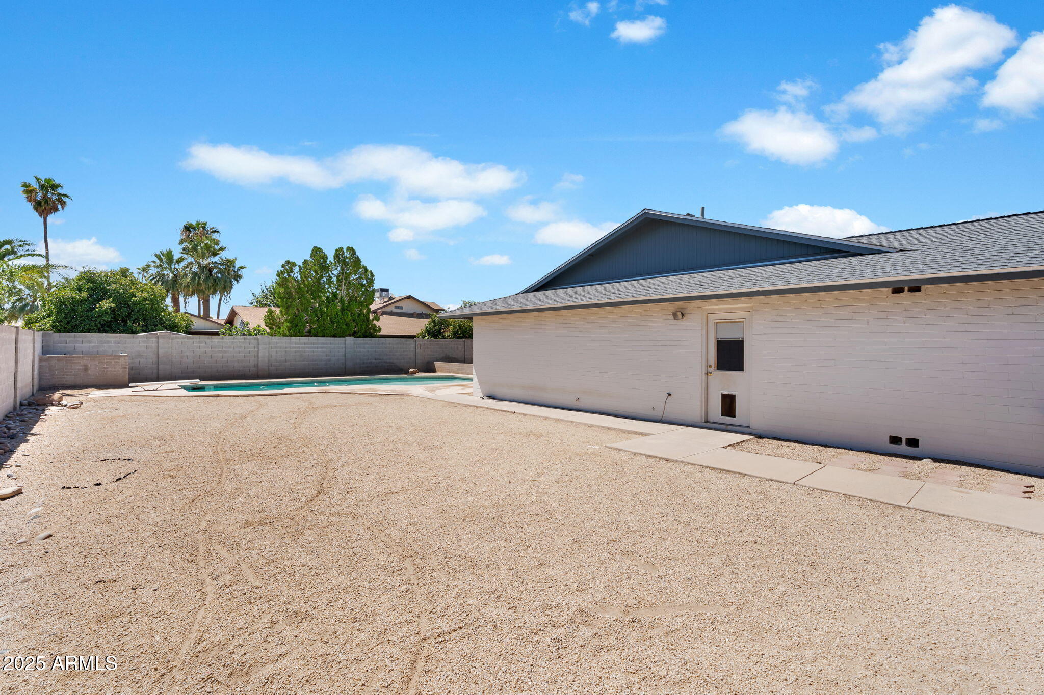 5111 E PRESIDIO Road
